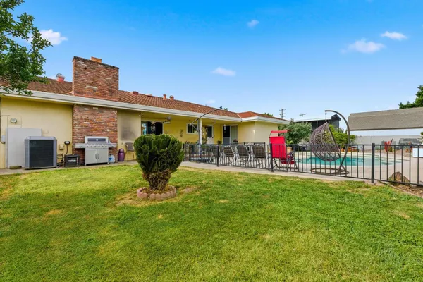 $529,900 | 2455 Colusa Highway, Yuba City, CA 95993