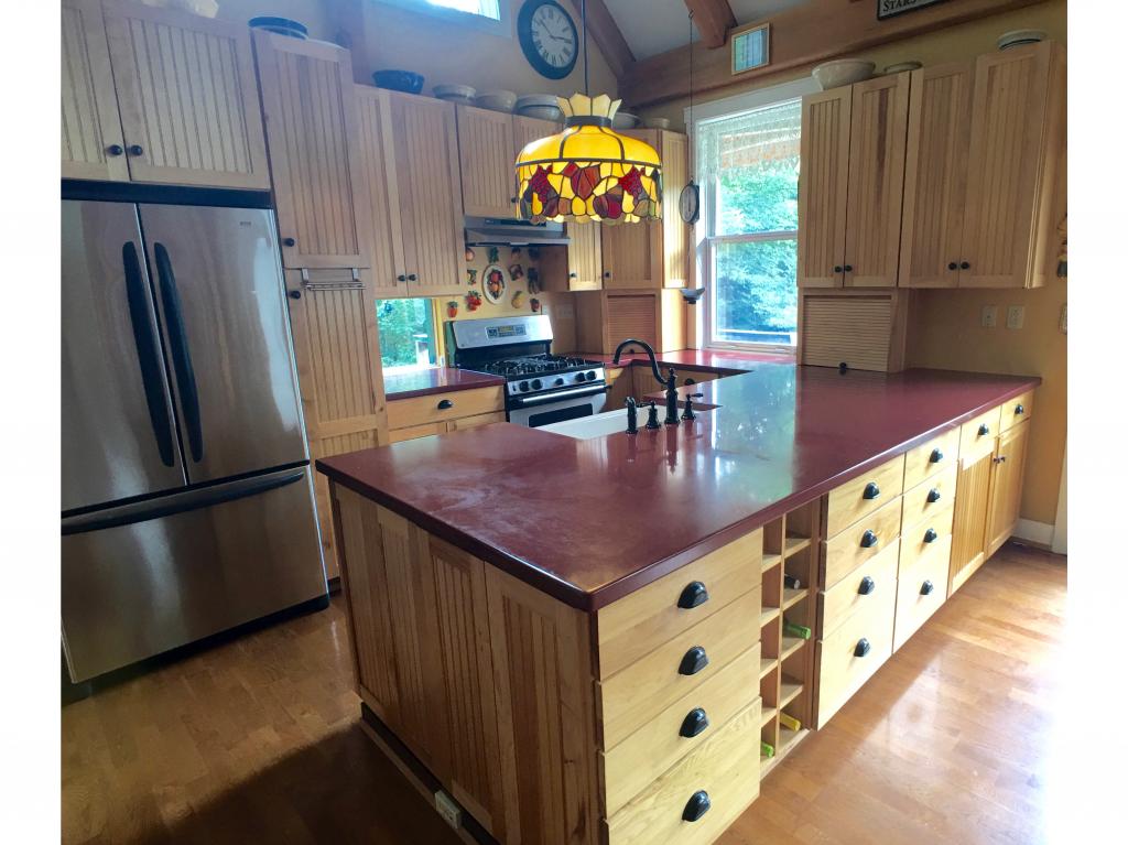 123 Far View Road Arlington, VT 05250 - Photo 11 of 35 Gallery Image 11
