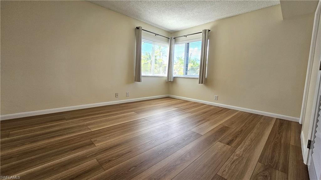 301 6th Avenue South, Unit D Naples, FL 34102 - Photo 25 of 29 Guest bedroom