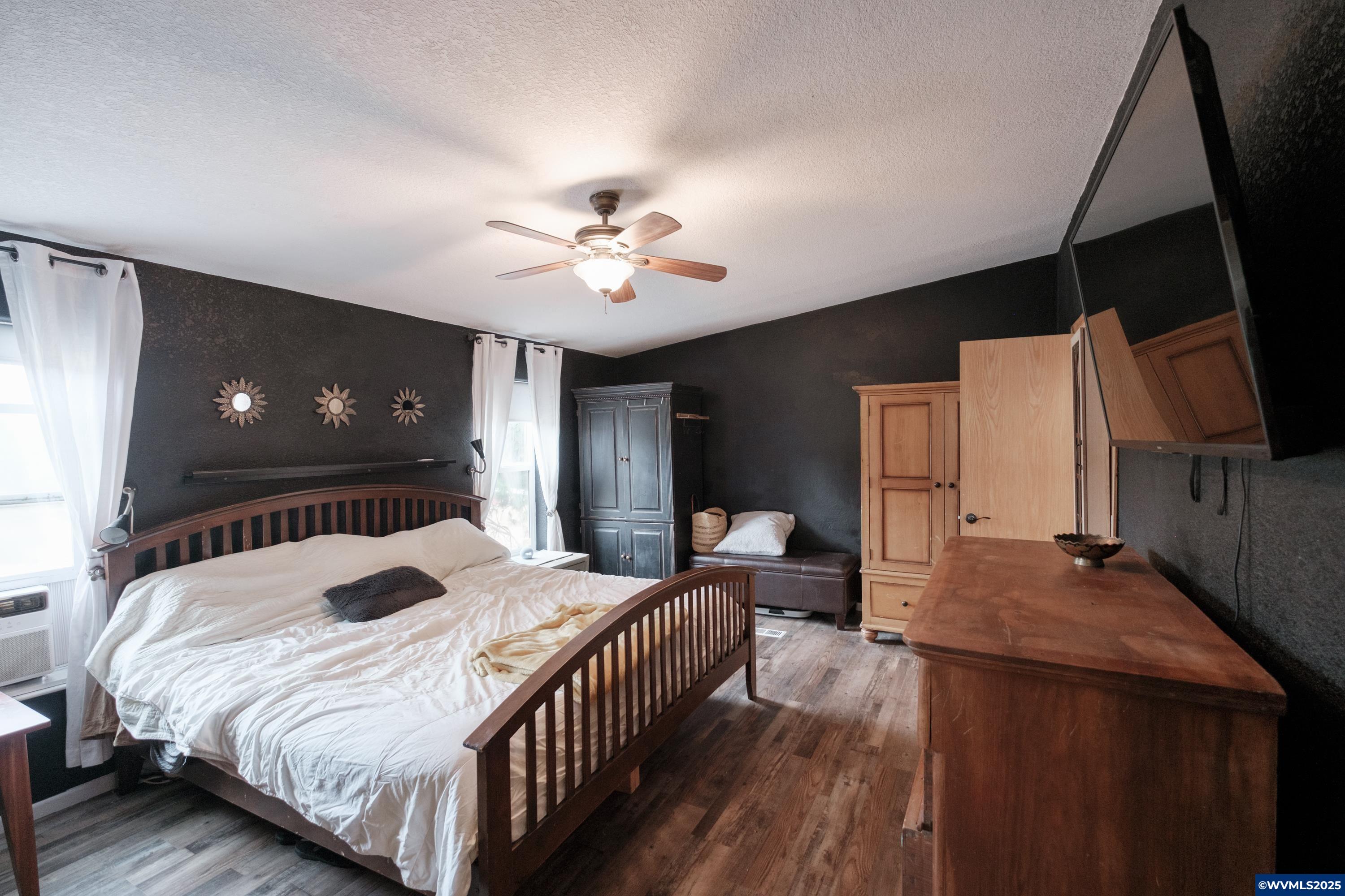 25849 Cherry Creek Road Monroe, OR 97456 - Photo 15 of 37 Gallery Image 15