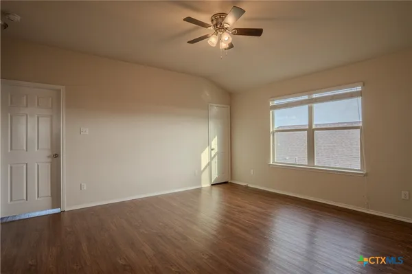 $364,990 | 6217 Dorothy Muree Drive, Temple, TX 76502