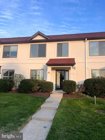 $2,700 | 29 D Queen Mary Court, Chester, MD 21619