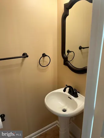 $2,700 | 29 D Queen Mary Court, Chester, MD 21619