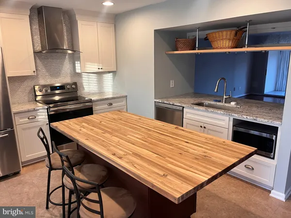$2,700 | 29 D Queen Mary Court, Chester, MD 21619