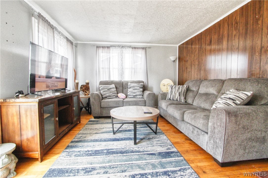 227 Roland Street Buffalo, NY 14212 - Photo 4 of 8