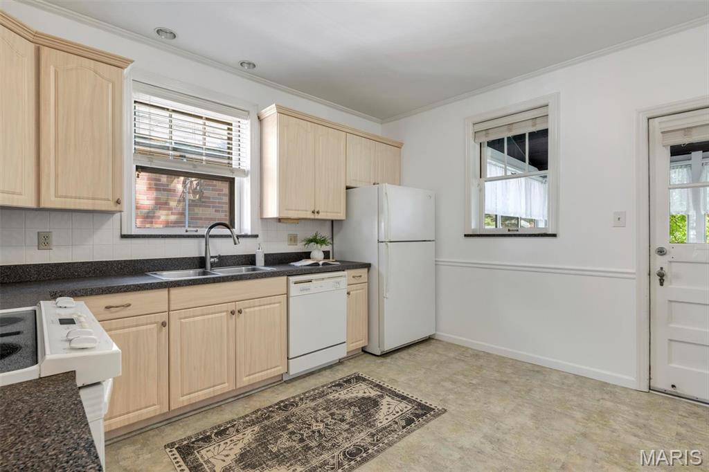 6414 Lansdowne Avenue St. Louis, MO 63109 - Photo 11 of 44