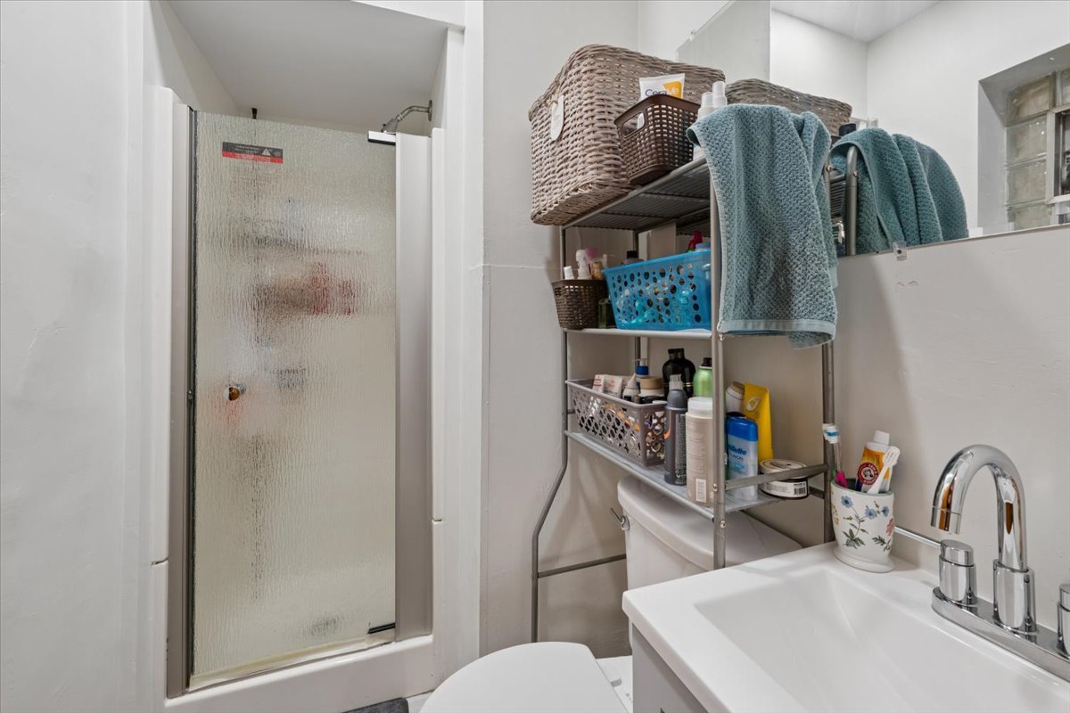 2946 South Loomis Street Chicago, IL 60608 - Photo 11 of 24