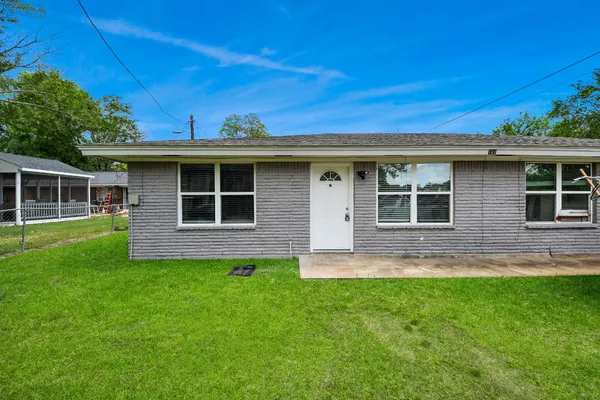 $1,500 | 716 Hargest Street, Unit B, Prairie View, TX 77445