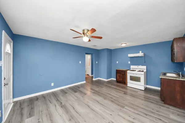 $1,500 | 716 Hargest Street, Unit B, Prairie View, TX 77445