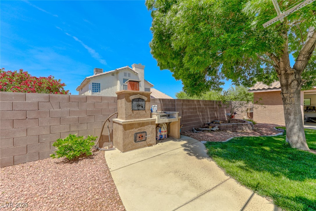 2001 Appaloosa Road Henderson, NV 89002 - Photo 41 of 52