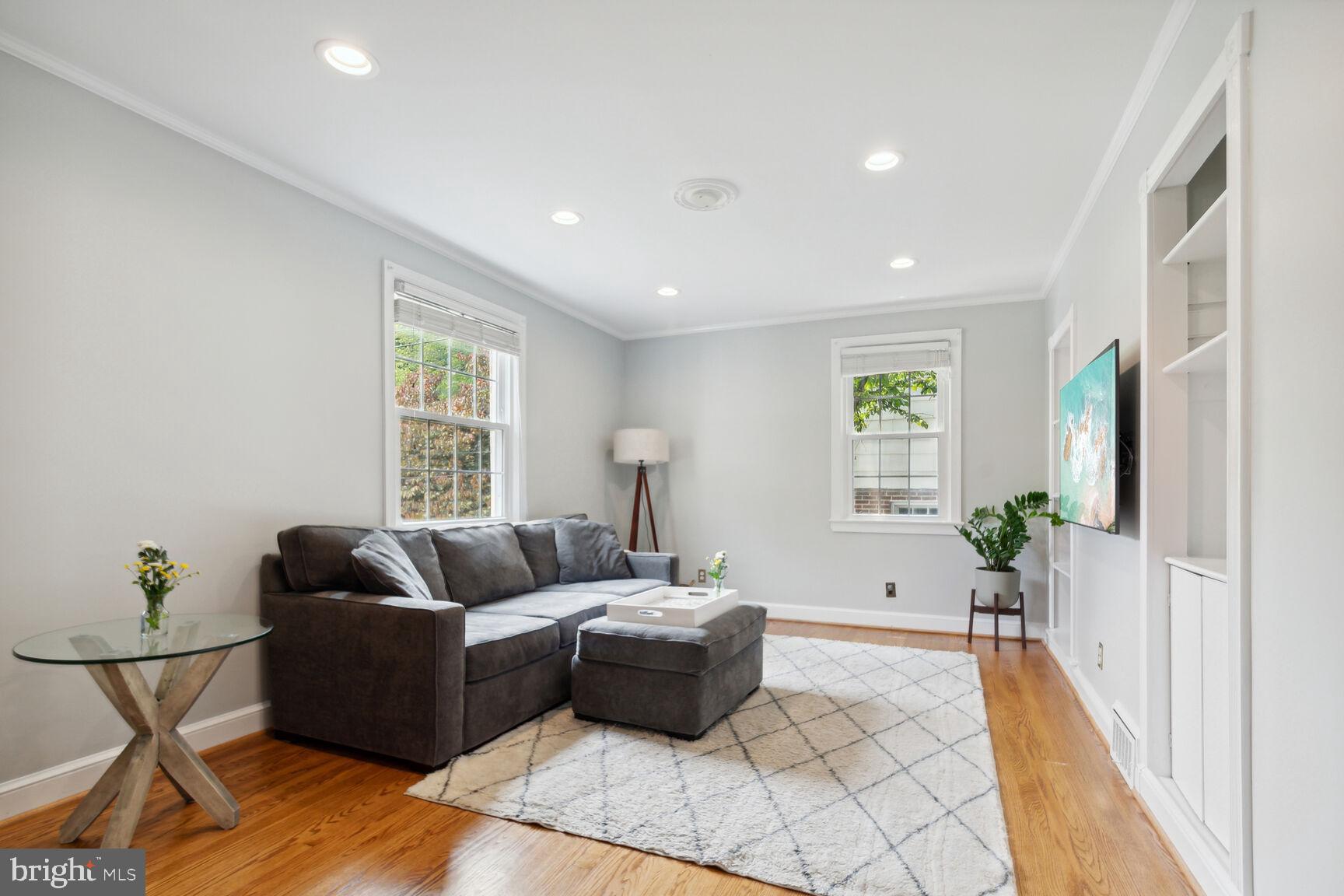 9610 Clearview Place Silver Spring, MD 20901 - Photo 6 of 34