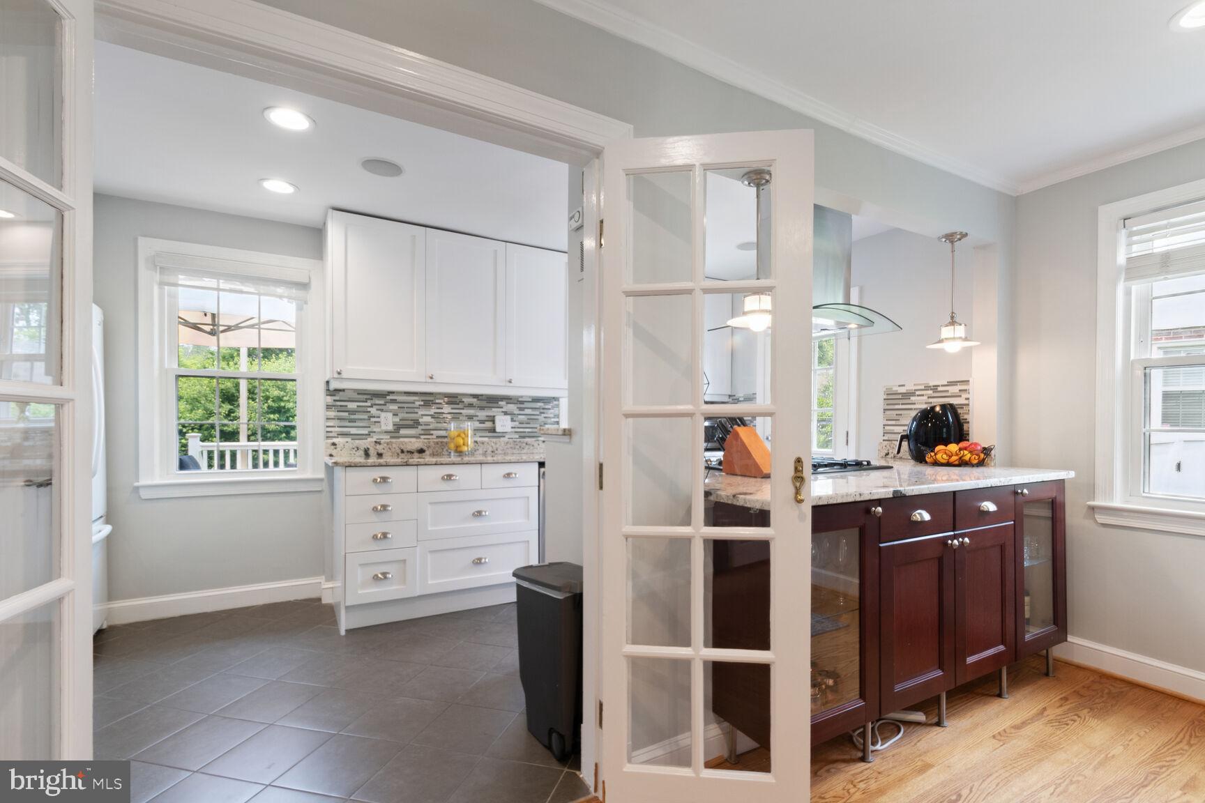 9610 Clearview Place Silver Spring, MD 20901 - Photo 10 of 34