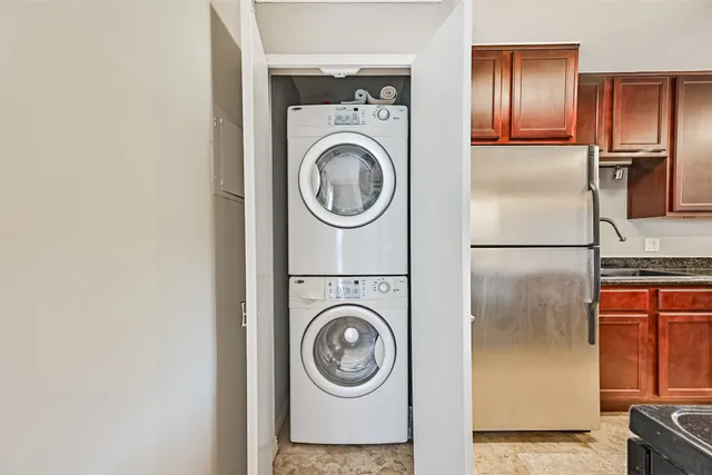 $229,000 | 402 Postoffice Street, Unit 123, Galveston, TX 77550