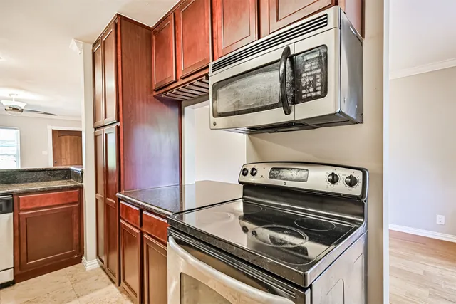 $229,000 | 402 Postoffice Street, Unit 123, Galveston, TX 77550