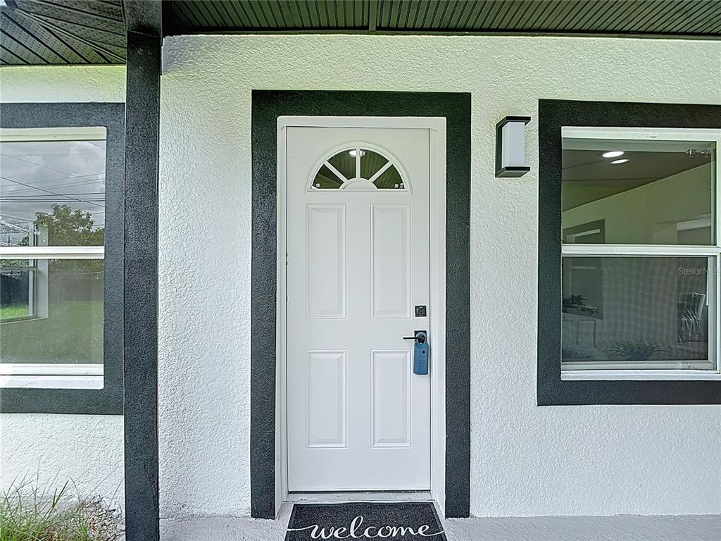 2402 East 148th Avenue Lutz, FL 33549 - Photo 12 of 71