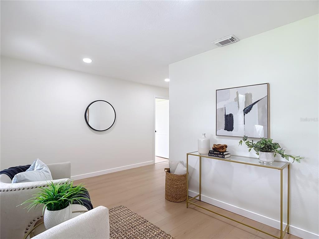 2402 East 148th Avenue Lutz, FL 33549 - Photo 15 of 71