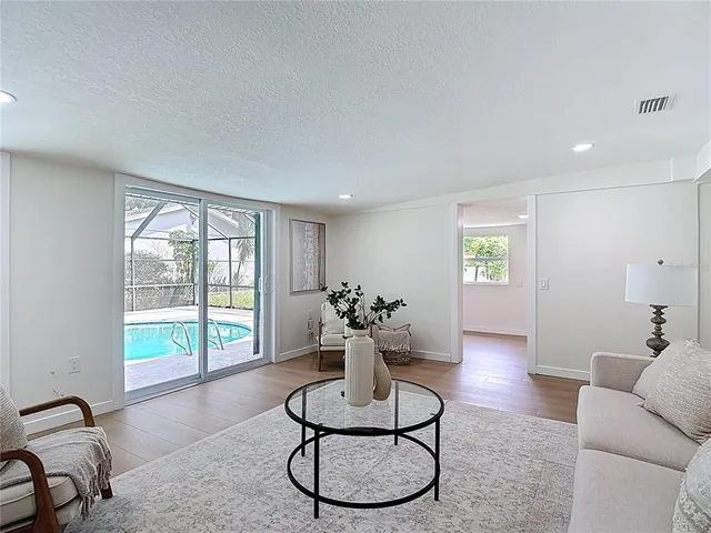 $474,900 | 2402 East 148th Avenue, Lutz, FL 33549