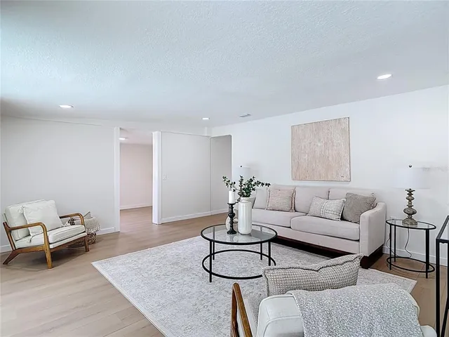 $474,900 | 2402 East 148th Avenue, Lutz, FL 33549