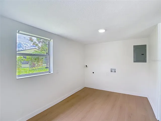 $474,900 | 2402 East 148th Avenue, Lutz, FL 33549