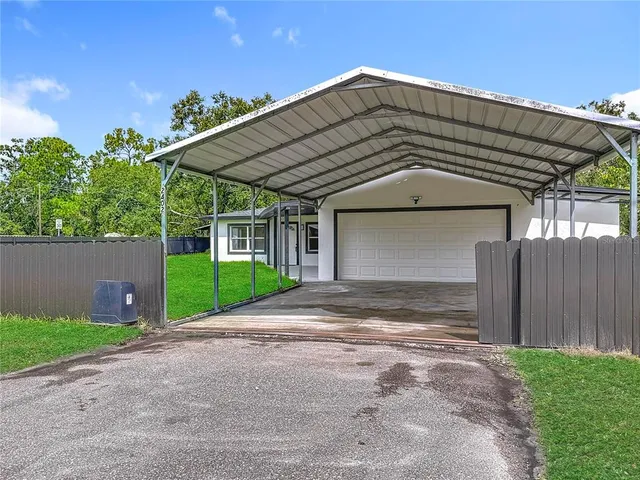 $474,900 | 2402 East 148th Avenue, Lutz, FL 33549