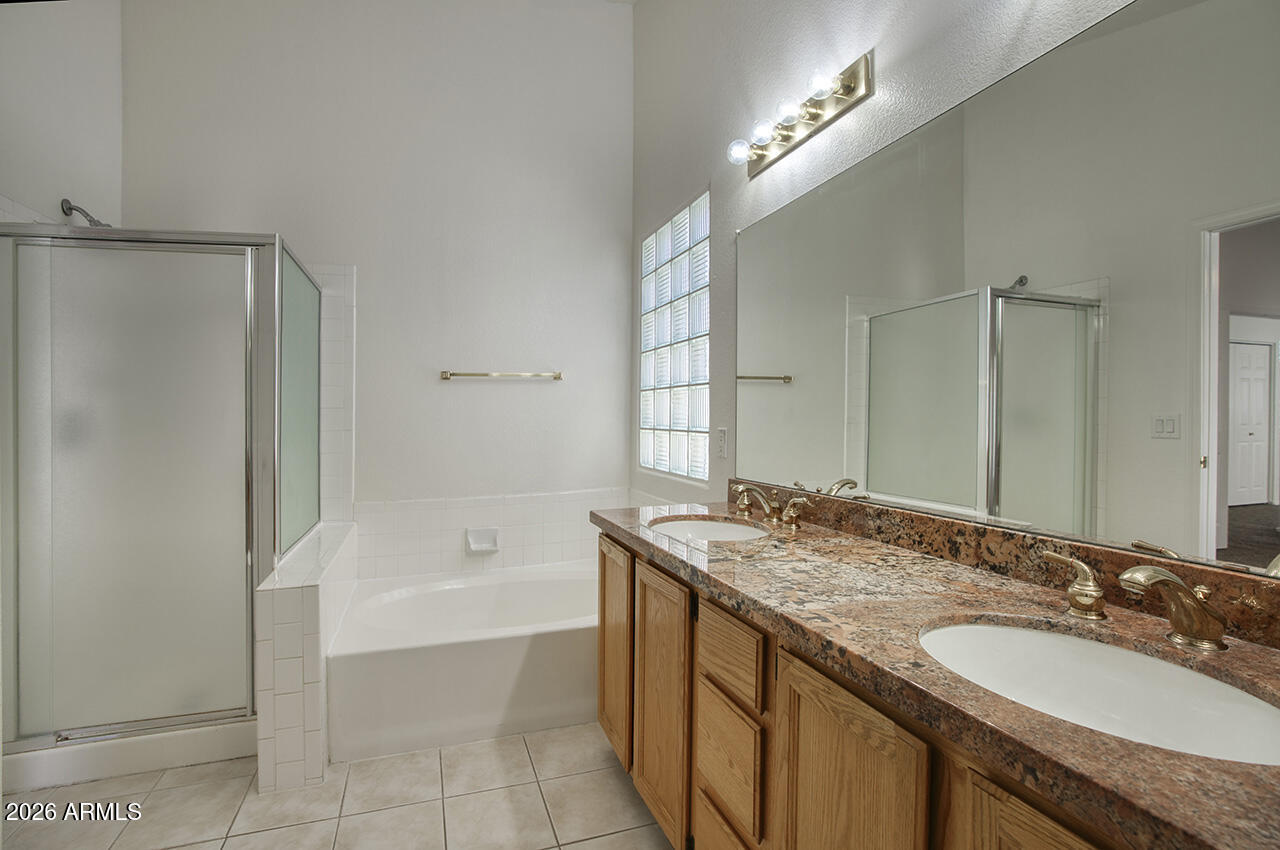 4302 East Rock Wren Road Phoenix, AZ 85044 - Photo 19 of 25 rock_wren_15