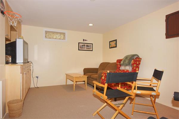 32 Lexington Road Shrewsbury, MA 01545 - Photo 20 of 29 Gallery Image 20