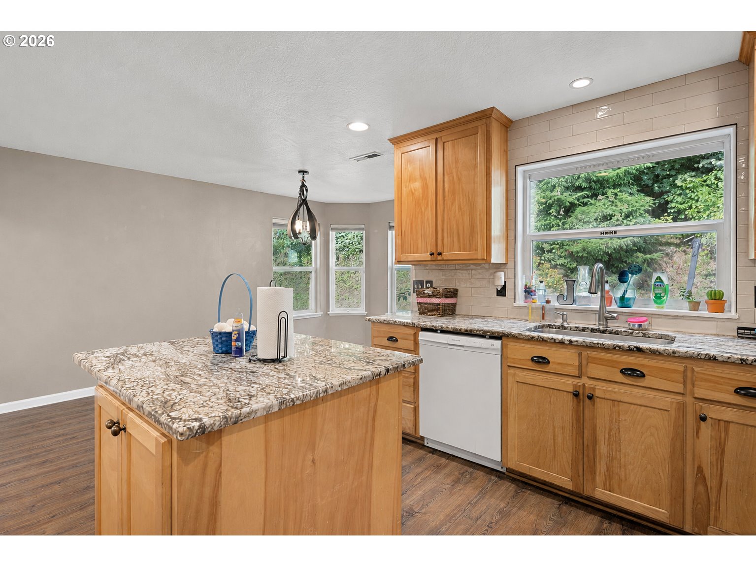 620 South 67th Street Springfield, OR 97478 - Photo 10 of 48