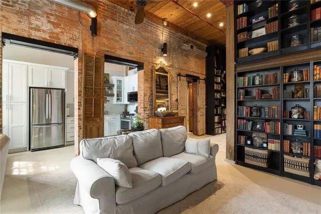 $400,000 | 170 Boulevard Southeast, Unit 104F, Atlanta, GA 30312