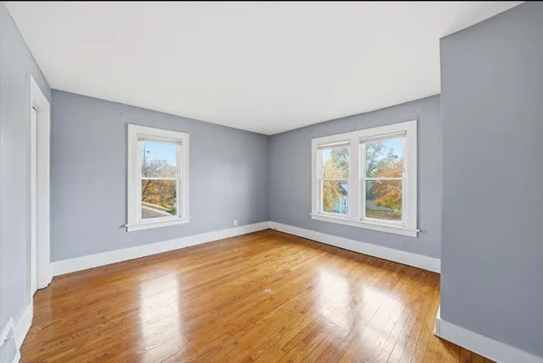 $1,700 | 18335 Sherman Street, Unit 3, Lansing, IL 60438