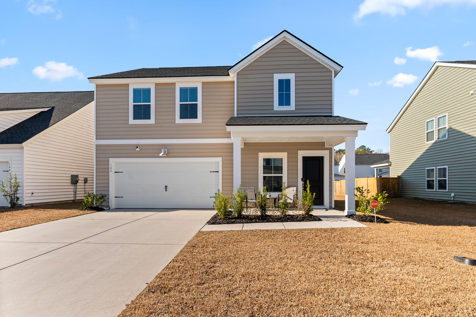 142 Post Mill Drive Summerville, SC 29485 - Photo 2 of 32 142 Post Mill Dr 2 of 32