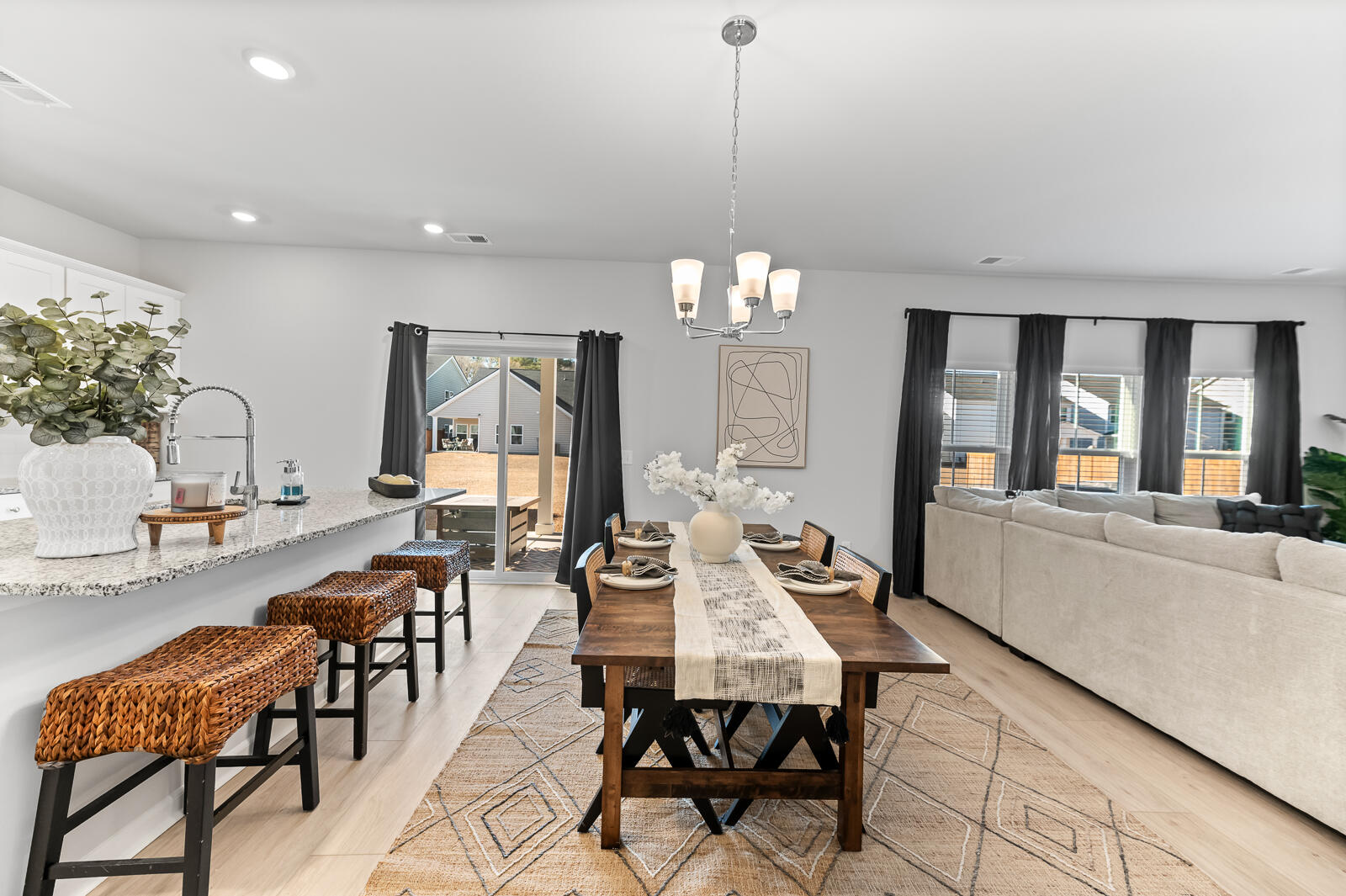 142 Post Mill Drive Summerville, SC 29485 - Photo 8 of 32 142 Post Mill Dr 8 of 32