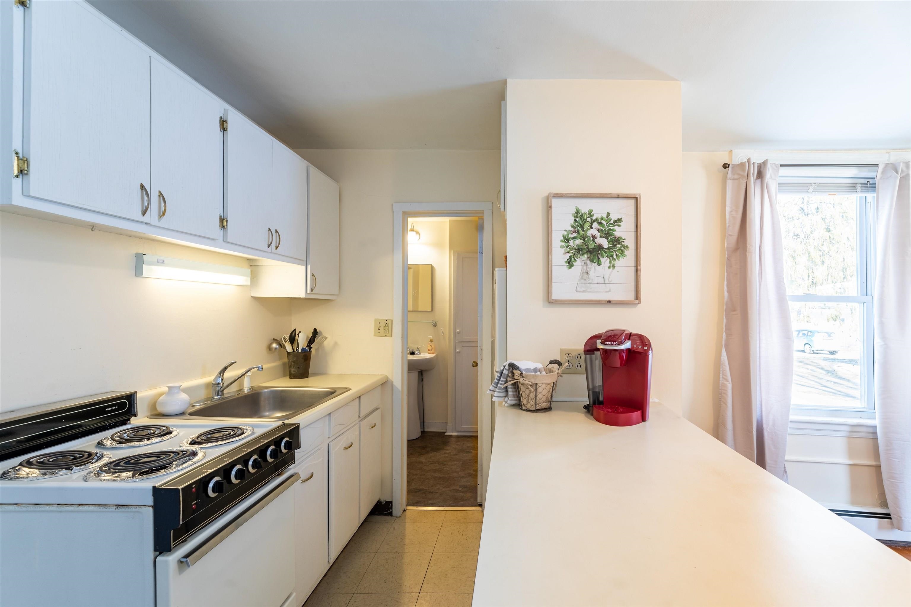 64 State Street Windsor, VT 05089 - Photo 5 of 40