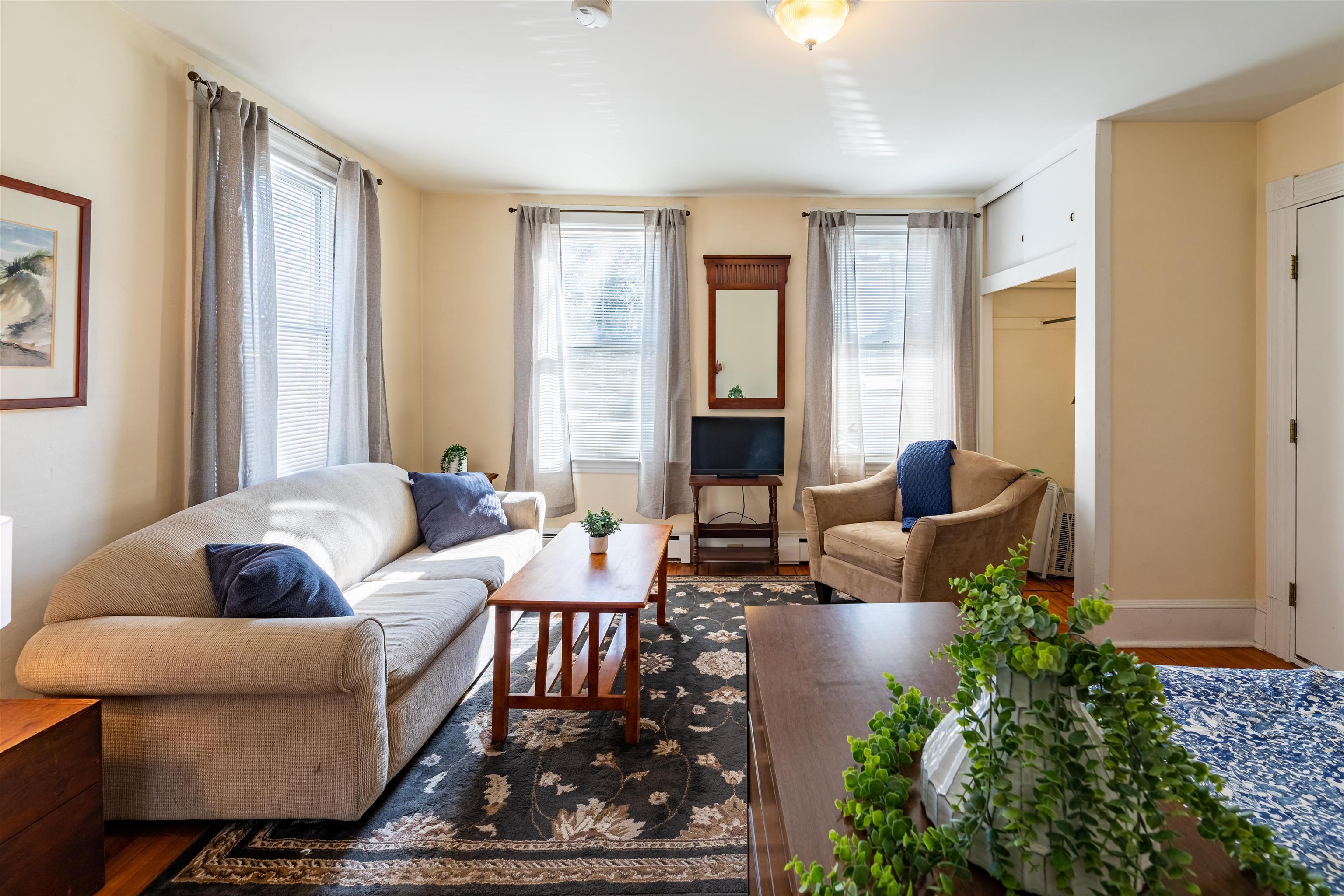 64 State Street Windsor, VT 05089 - Photo 7 of 40