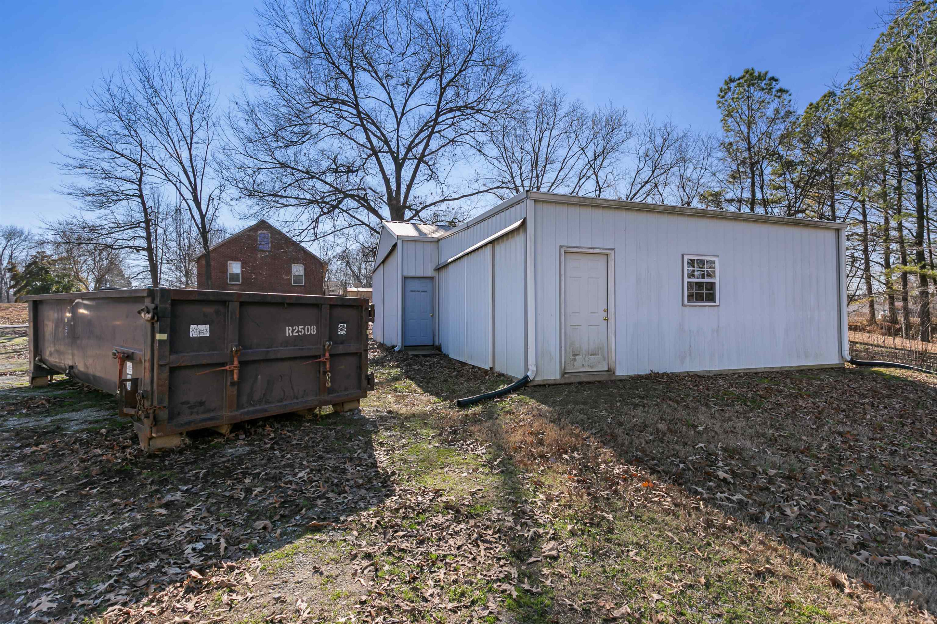 29 Baseline Road Dyer, TN 38330 - Photo 4 of 20 a view of a backyard of the house