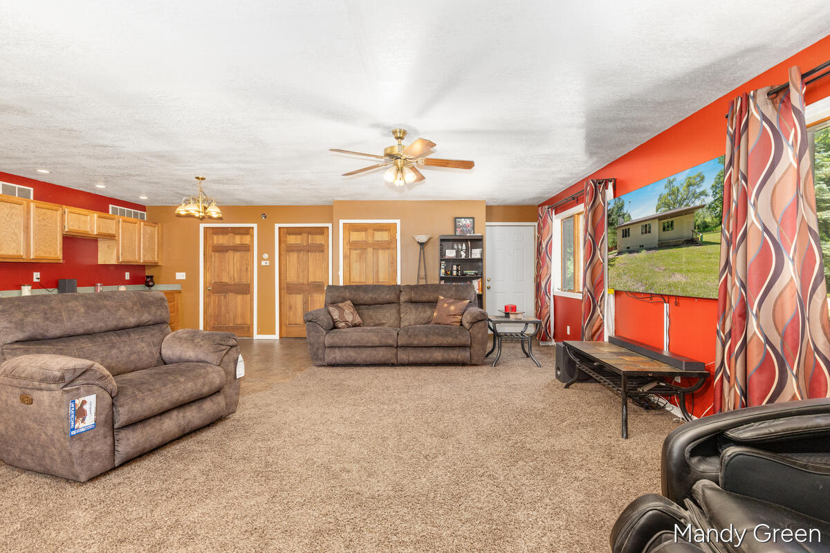 830 South Senator Road Crystal, MI 48818 - Photo 5 of 21 830-Senator_004