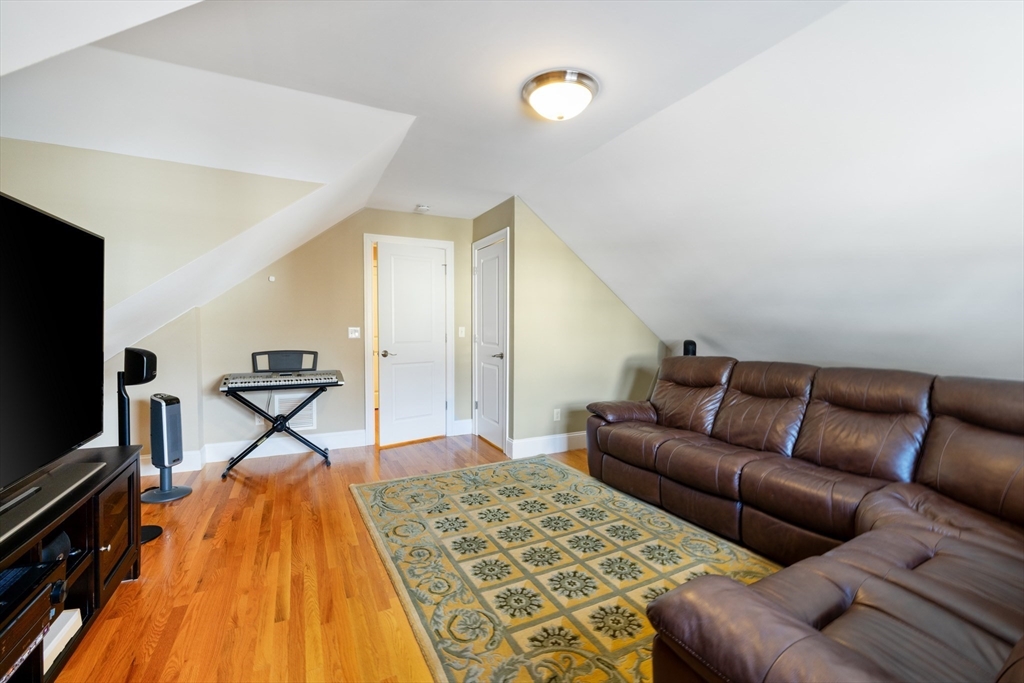 7 Middleby Road Lexington, MA 02421 - Photo 27 of 42