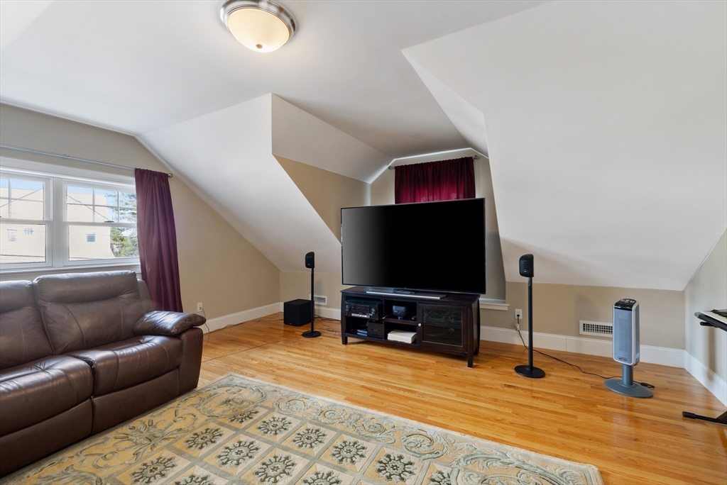 7 Middleby Road Lexington, MA 02421 - Photo 28 of 42