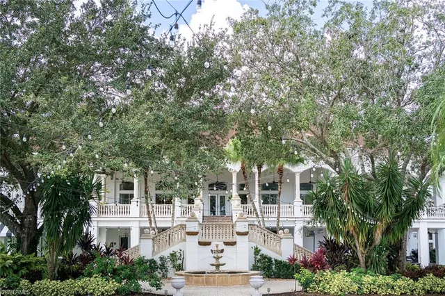 $750,000 | 5893 3 Iron Drive, Unit 1604, Naples, FL 34110