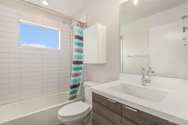 $2,700 | 3435 West 63rd Avenue, Denver, CO 80221