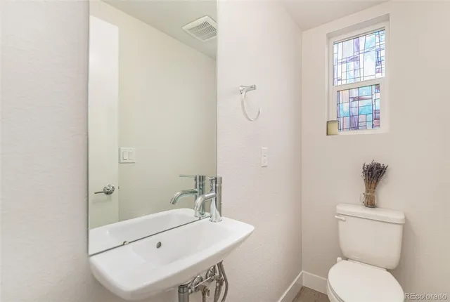 $2,700 | 3435 West 63rd Avenue, Denver, CO 80221