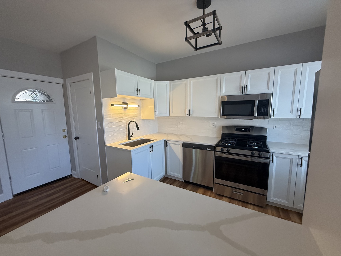 4956 North Harding Avenue, Unit 2 Chicago, IL 60625 - Photo 7 of 21
