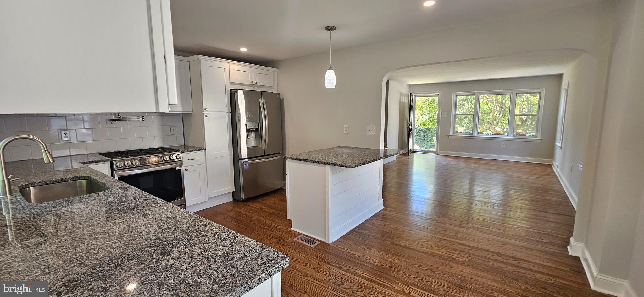 505 Glendale Road Havertown, PA 19083 - Photo 9 of 34