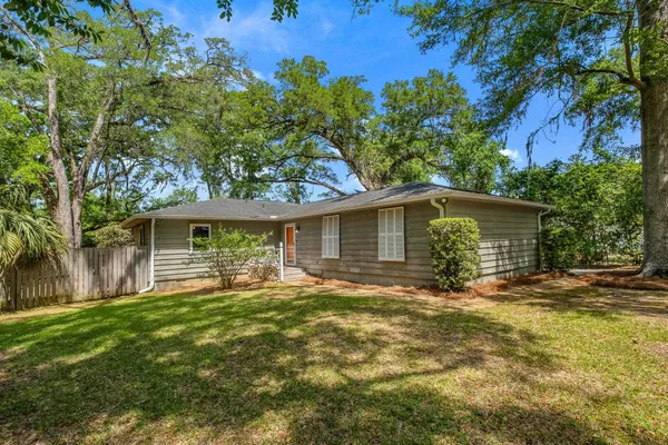 $364,900 | 2002 Trescott Drive, Tallahassee, FL 32308