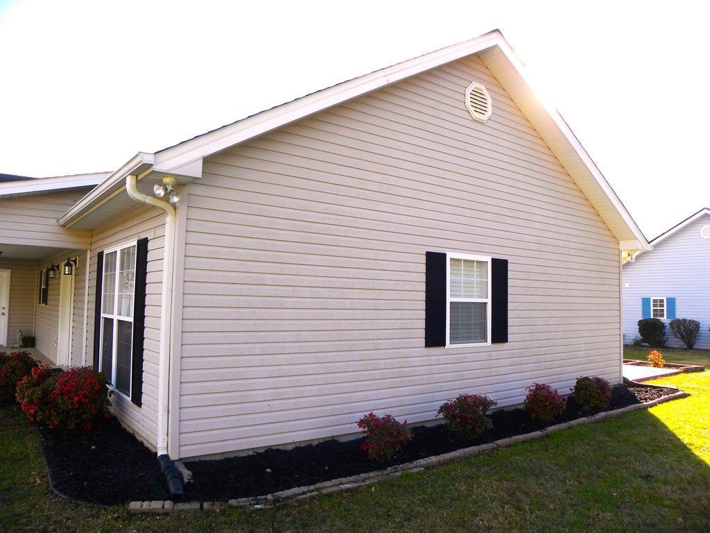 88 Morningview Place Blue Ridge, GA 30513 - Photo 3 of 41 a front view of a house with a yard