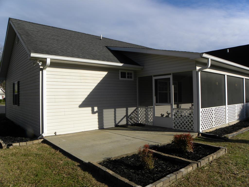 88 Morningview Place Blue Ridge, GA 30513 - Photo 38 of 41 a kitchen with a stove and a window