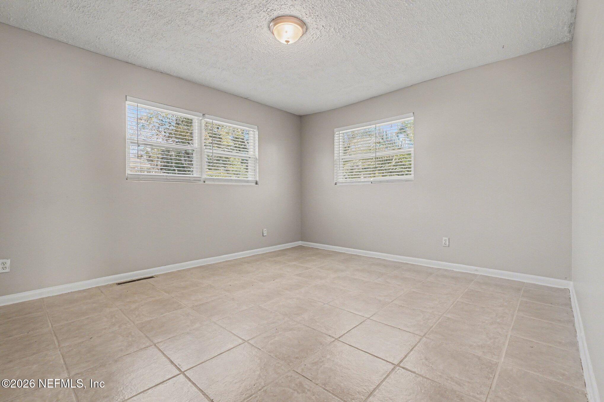 8509 Laurens Road Jacksonville, FL 32208 - Photo 12 of 15 012_file_9700