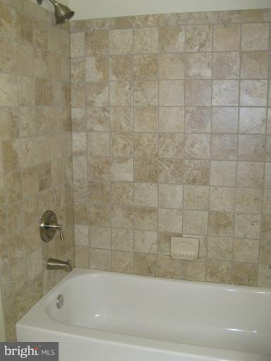 1608 Rosedale Heights Avenue Rosedale, MD 21237 - Photo 13 of 25 Bath