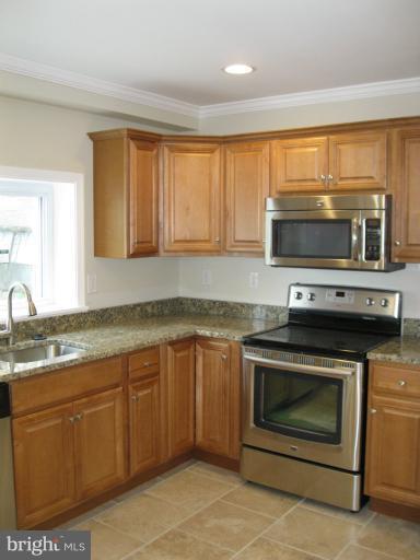 1608 Rosedale Heights Avenue Rosedale, MD 21237 - Photo 23 of 25 Kitchen