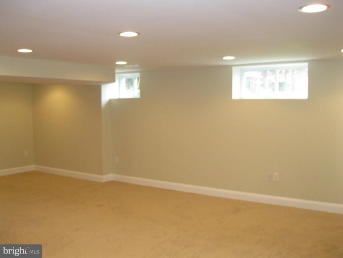 1608 Rosedale Heights Avenue Rosedale, MD 21237 - Photo 5 of 25 Basement