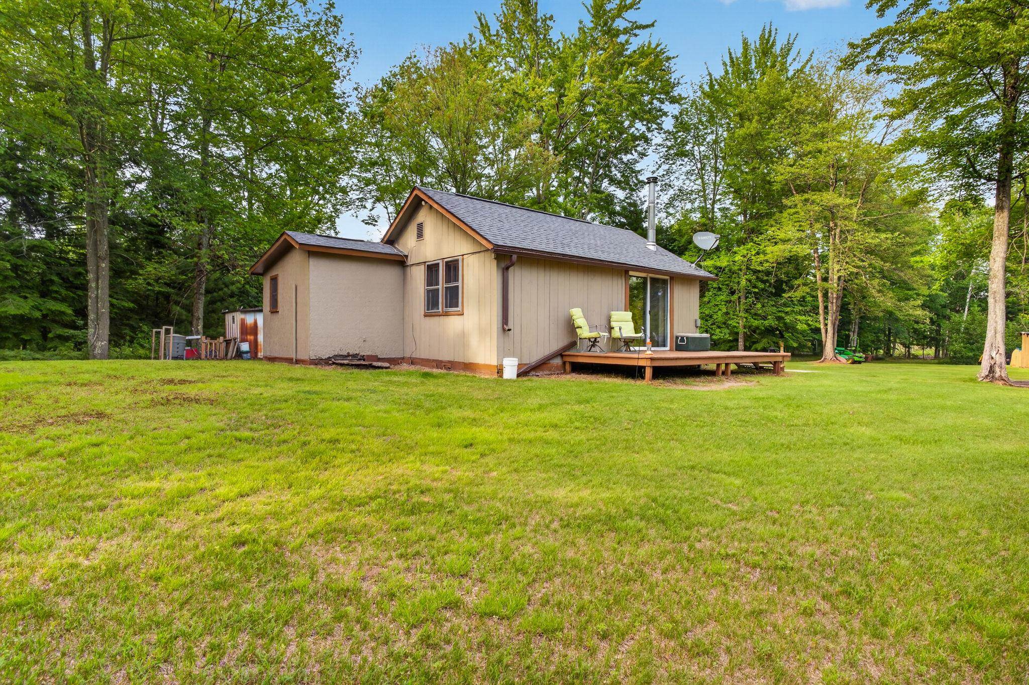 W4220 Number 7 Road Menominee, MI 49858 - Photo 10 of 54